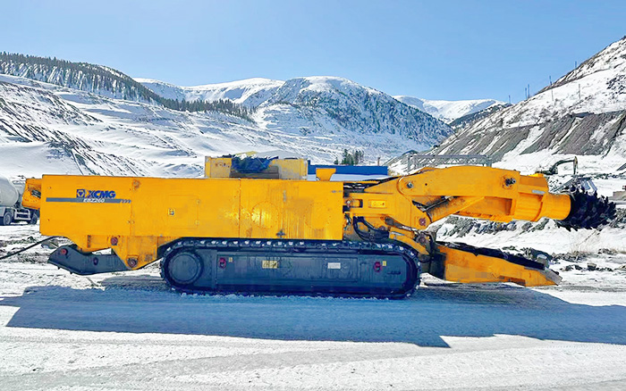 F10硬岩，cq9电子EBZ260单日掘进破9米！