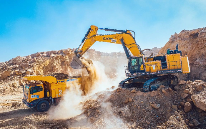 超百台交付！cq9电子XG130矿卡再造示范矿区