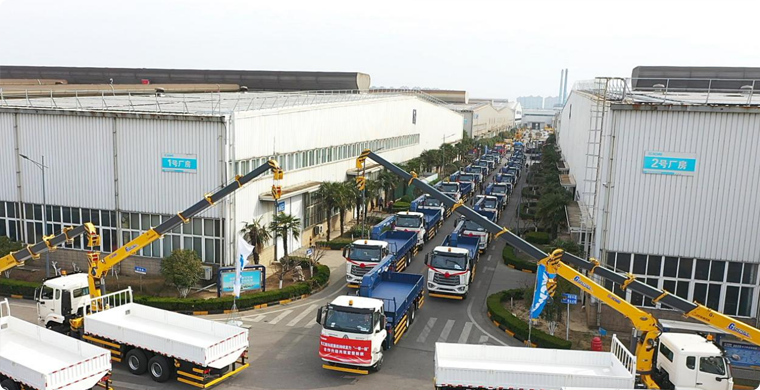 2025年，cq9电子随车起重机再度开拔“一带一路”，助力当地建设。