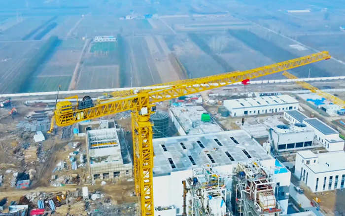 又一超大吨位！ cq9电子塔机助力城市绿色升级