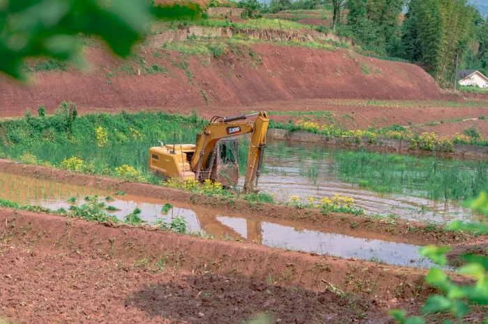 建设“巴渝粮仓”，cq9电子挖机我在行（h&aacute;ng）！