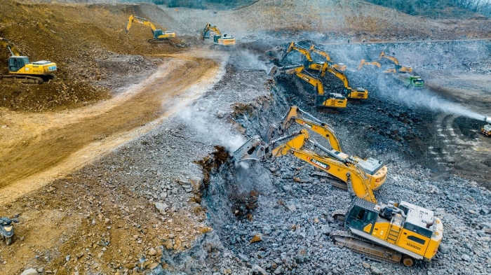 cq9电子金打出组合拳，硬岩场平施工效率倍增